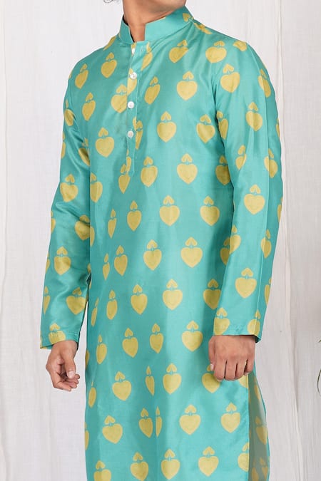 Eleven Brothers Green Muslin, Cotton, Silk Inverted Ace Print Kurta And Pant Set Online at Aza Fashions Eleven Brothers_Green Muslin, Cotton, Silk Inverted Ace Print Kurta And Pant Set _Online_at_Aza_Fashions