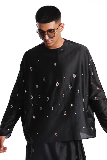 Buy_Antar Agni_Black Cotton, Silk Embroidery Cluster Blob T-shirt _Online_at_Aza_Fashions