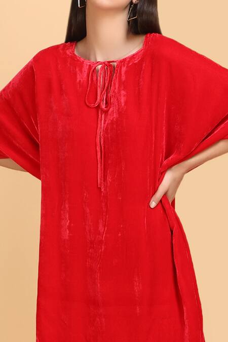 Label Ivish Red Silk, Velvet Keyhole Neck Front Tie-up Kaftan at Aza Fashions Label Ivish_Red Silk, Velvet Keyhole Neck Front Tie-up Kaftan _at_Aza_Fashions