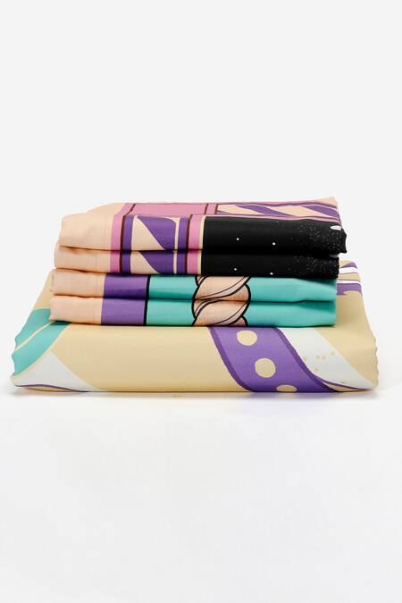 Kyoona Purple 100% Cotton Printed The Monks Tangerine Geometric Bedsheet Set at Aza Fashions Kyoona_Purple 100% Cotton Printed The Monks Tangerine Geometric Bedsheet Set_at_Aza_Fashions