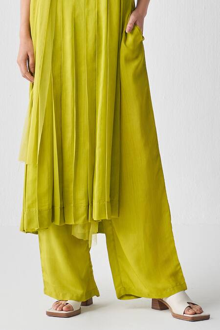 Three Green Bemberg Plain Bright Broad Bottom Pant Online at Aza Fashions Three_Green Bemberg Plain Bright Broad Bottom Pant _Online_at_Aza_Fashions