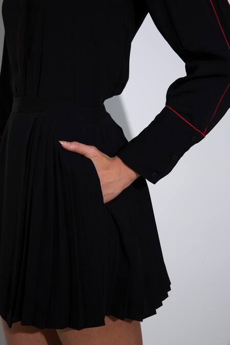 Pocketful Of Cherrie_Black Crepe Cotton Pleated Short Skirt_Online_at_Aza_Fashions