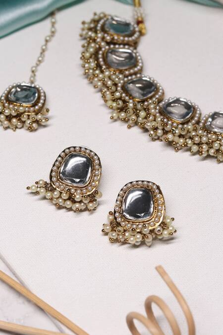 Ishhaara_Gold Plated Diamonds, Stones Kundan Embellished Necklace Set With Maangtikka _at_Aza_Fashions