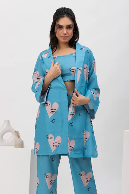 Dawn And Dusk_Blue Cotton V-neck All Eyes On You Print Blazer Set_at_Aza_Fashions