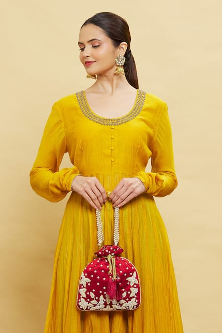 Nazaakat By Samara Singh Maroon Embroidery Floral Potli at Aza Fashions Nazaakat By Samara Singh_Maroon Embroidery Floral Potli _at_Aza_Fashions