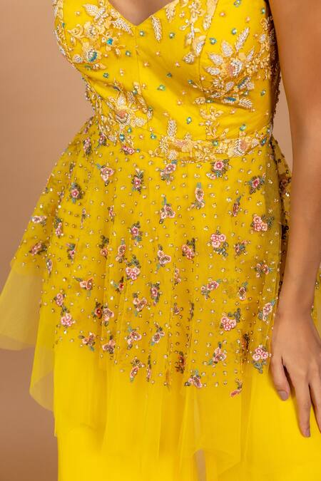 Varun Bahl_Yellow Georgette Embroidery, Sequins V-neck Peplum Jumpsuit With Dupatta _at_Aza_Fashions