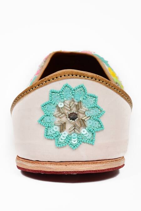 Miar Designs_Multi Color Gul Floral Embroidered Juttis_at_Aza_Fashions