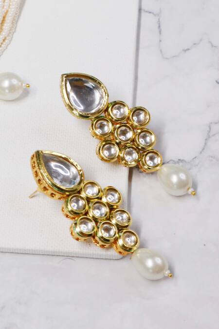 Ishhaara Gold Plated Beads Floral Kundan Choker Set at Aza Fashions Ishhaara_Gold Plated Beads Floral Kundan Choker Set _at_Aza_Fashions