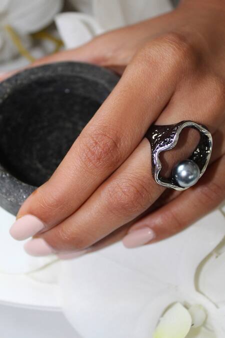 The Jewel Factor_Black Pearl Cave Ring_at_Aza_Fashions