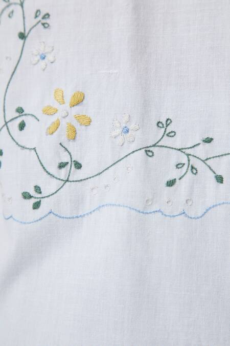 The Summer House_White Handloom Cotton Embroidery Collared Dua Shirt _at_Aza_Fashions