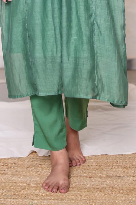 Tatwa Green Handloom Cotton, Viscose, Silk Chanderi Floral Kurta And Pant Set at Aza Fashions Tatwa_Green Handloom Cotton, Viscose, Silk Chanderi Floral Kurta And Pant Set_at_Aza_Fashions