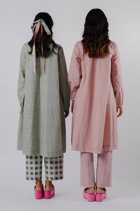 Shop Tussah By Siddhi Shah Pink Cotton Checkered Round Pattern Flared Kurta With Pant Online at Aza Fashions Shop_Tussah By Siddhi Shah_Pink Cotton Checkered Round Pattern Flared Kurta With Pant _Online_at_Aza_Fashions