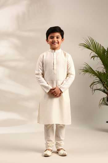 Mayank Modi - Men Ivory Mirror Embellished Kurta Set For Kids