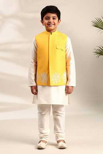 Mayank Modi - Men Floral Thread Embroidered Bundi Set For Kids