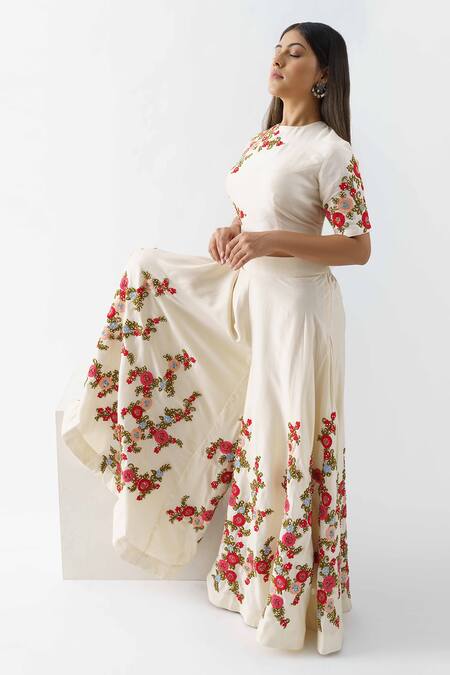 Suruchi Parakh_White Tussar Silk, Lining Shantoon Floral Motif Thread Palazzo And Crop Top Set_Online_at_Aza_Fashions
