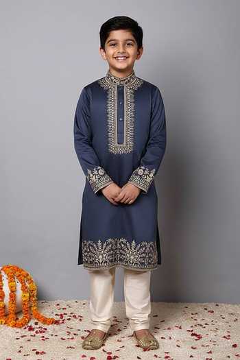 Menero Thread Embroidered Kurta Pant Set For Kids
