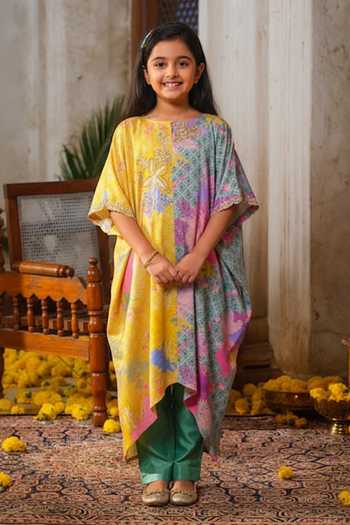 Anu Pellakuru Floral Printed Asymmetric Tunic & Pant Set For Kids