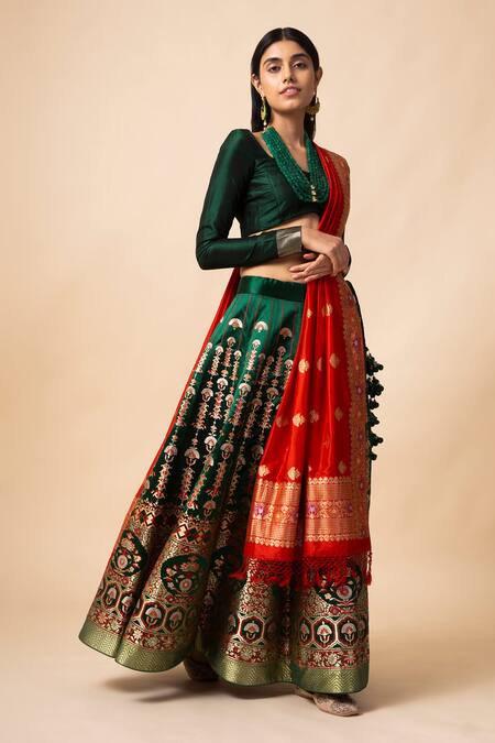 Shop Ekaya Banaras Green Handwoven Silk Lehenga Set at Aza Fashions Shop_Ekaya Banaras_Green Handwoven Silk Lehenga Set_at_Aza_Fashions