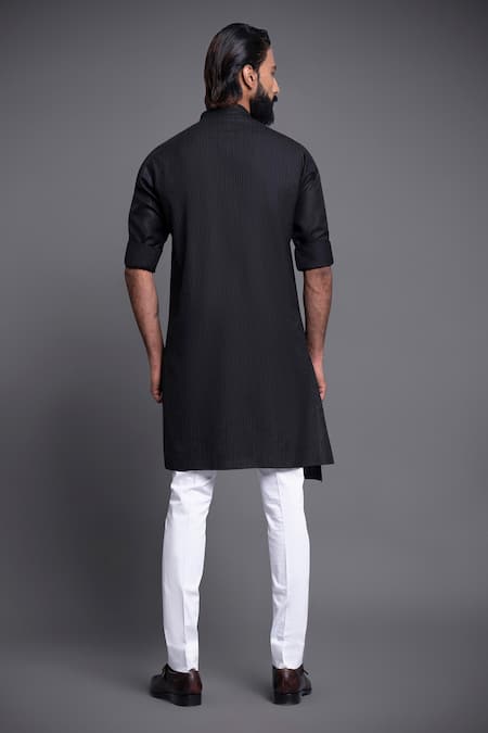 Shop_Raghavendra Rathore Jodhpur_Black Cotton Embroidery Tagai Work Layered Kurta _at_Aza_Fashions