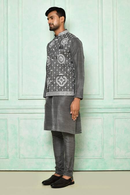Arihant Rai Sinha Gray Silk Embroidery, Mirrors Grey Thread And Bundi Online at Aza Fashions Arihant Rai Sinha_Gray Silk Embroidery, Mirrors Grey Thread And Bundi_Online_at_Aza_Fashions