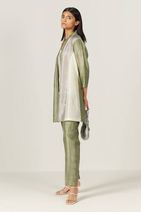 Febo6 Green Silk Embroidery Open Neck Dome Trichromatic Jacket Online at Aza Fashions Febo6_Green Silk Embroidery Open Neck Dome Trichromatic Jacket _Online_at_Aza_Fashions