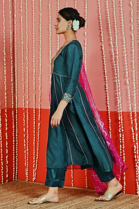 Shop Myaara Green Chanderi, Cotton, Organza Embroidery, Panelled Kurta Set With Dupatta Online at Aza Fashions Shop_Myaara_Green Chanderi, Cotton, Organza Embroidery, Panelled Kurta Set With Dupatta _Online_at_Aza_Fashions