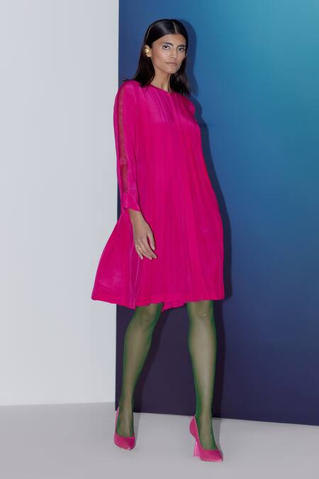 Febo6 Pink Silk Round Neck Box Pleated Dress Online at Aza Fashions Febo6_Pink Silk Round Neck Box Pleated Dress _Online_at_Aza_Fashions