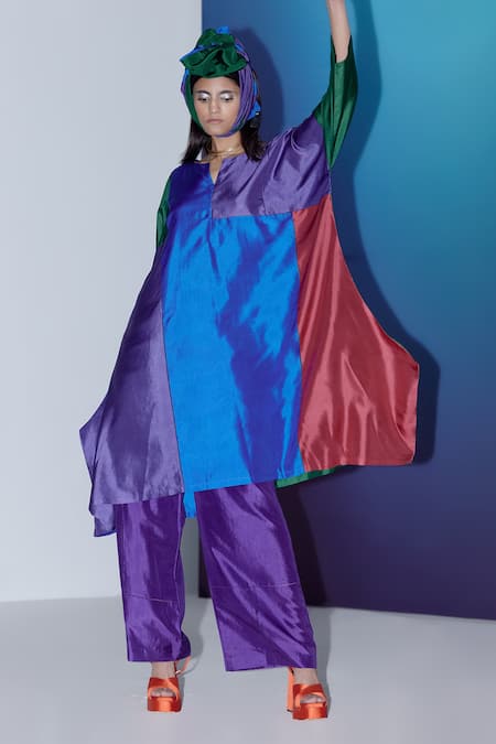 Febo6 Multi Color Silk Split V-neck Block Kurta at Aza Fashions Febo6_Multi Color Silk Split V-neck Block Kurta _at_Aza_Fashions