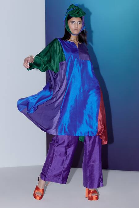 Febo6_Multi Color Silk Split V-neck Block Kurta With Pant _at_Aza_Fashions