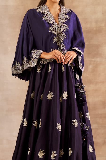 Jayanti Reddy_Purple Silk Zardozi V Neck Embroidered Cape And Lehenga Set _Online_at_Aza_Fashions