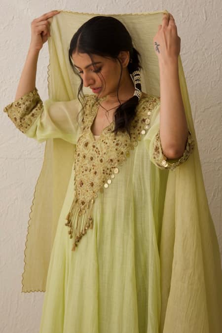 Buy_Chandbari_Green Chanderi Embroidered Coin Tassels V Neck Yoke Anarkali Set_Online_at_Aza_Fashions