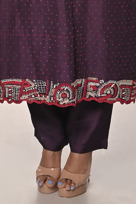 Buy_Soumodeep Dutta_Purple Chanderi Embroidered Floral Stich Notched Hand Kurta With Pant_Online_at_Aza_Fashions