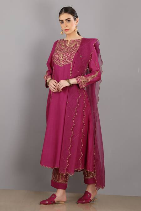 Asaga_Purple Cotton Pant Mul Cotton Dupatta Organza, Kurta Chanderi Silk Set _Online_at_Aza_Fashions