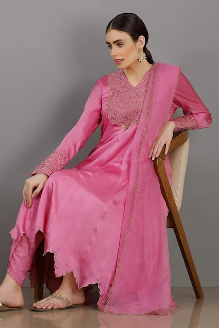 Buy_Asaga_Pink Cotton Pant Mul Cotton Dupatta Organza, Kurta Chanderi Silk V Neck Set _Online_at_Aza_Fashions