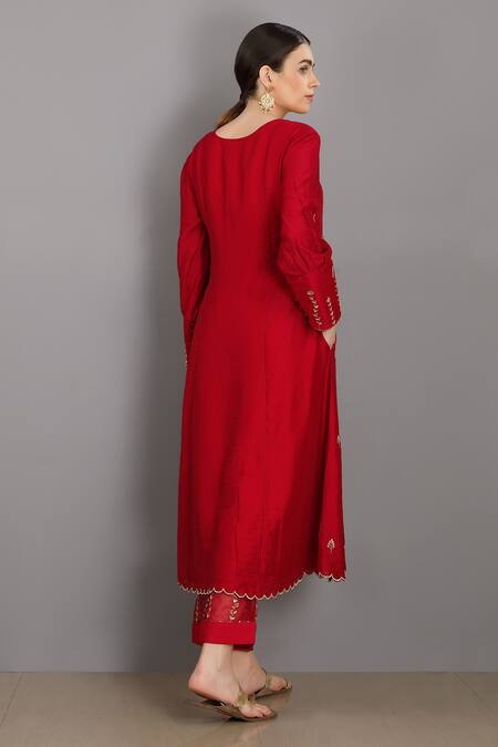 Shop_Asaga_Red Kurta Chanderi Silk Round Set _at_Aza_Fashions