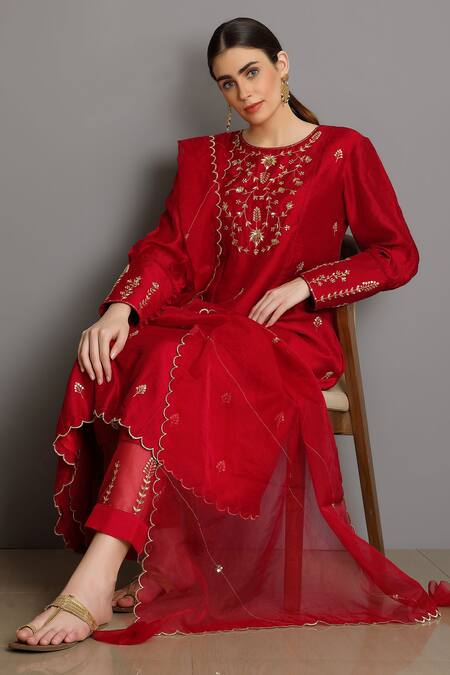 Buy_Asaga_Red Kurta Chanderi Silk Round Set _Online_at_Aza_Fashions