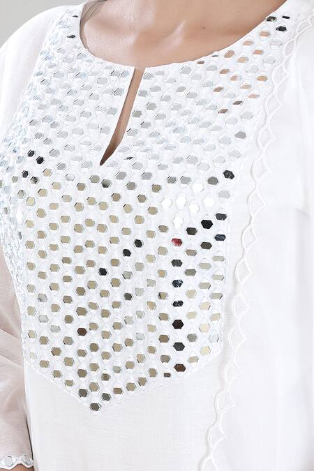 Buy_Asaga_White Cotton Pant Mul Cotton Dupatta Organza, Kurta Chanderi Silk Round Set _Online_at_Aza_Fashions