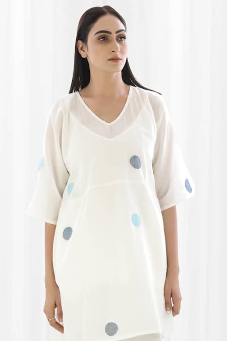 Buy_Khat_White Cotton Embroidery V-neck Polka Pattern Short Tunic Pant Set 
