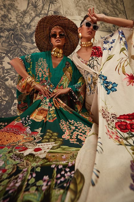 Buy_Kalista_Green Crepe Beads V-neck Aamna Mughal Pattern Kaftan 