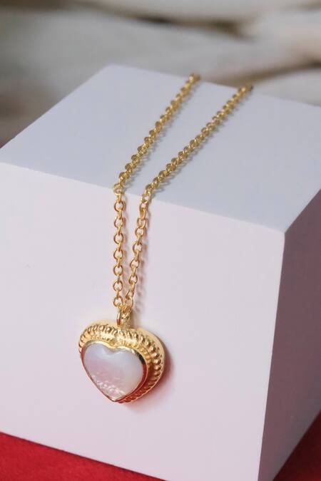 Buy_Anushka Jain Jewellery_Gold Plated Heart Stone Embellished Pendant Necklace