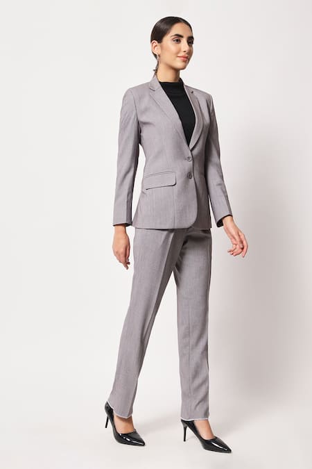 Buy Grey Suiting Plain Notch Lapel Collar Blazer And Pant Set For Women by  Soniya G Online at Aza Fashions.