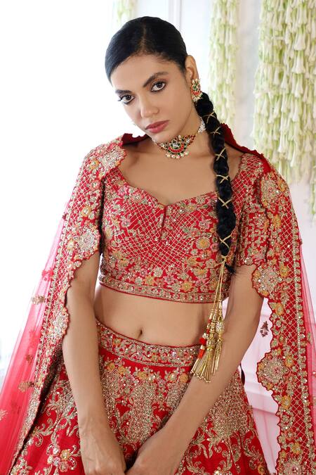 Pallavi Poddar_Red Silk, Tulle Zari, Sequins, Embroidery Double Parot Bridal Lehenga Set _Online_at_Aza_Fashions