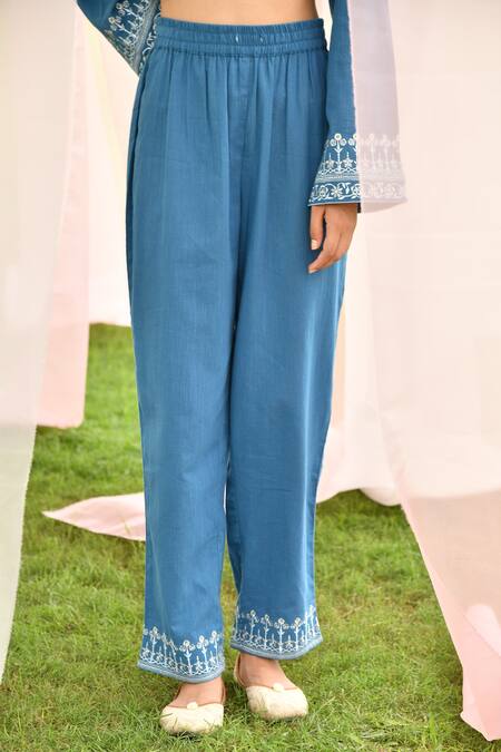 Seher Jaipur_Blue Cotton Slub And Chiffon Thread Round Jiya Floral Embroidered Kurta Pant Set _at_Aza_Fashions