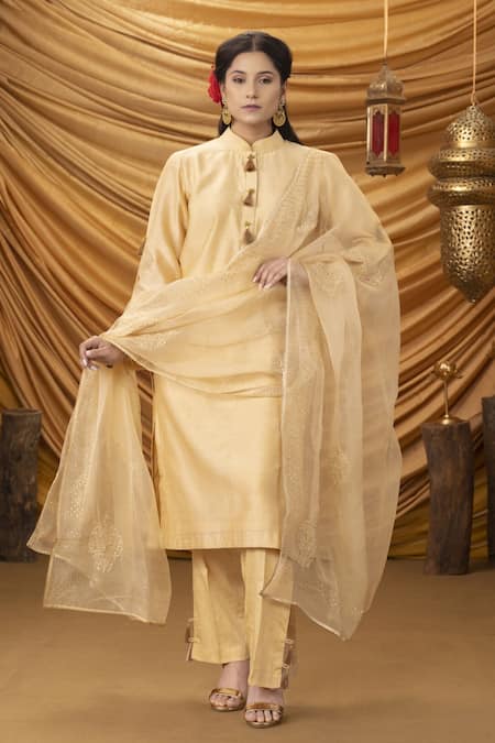 Ruh Clothing Bani Chikankari Kurta Set 