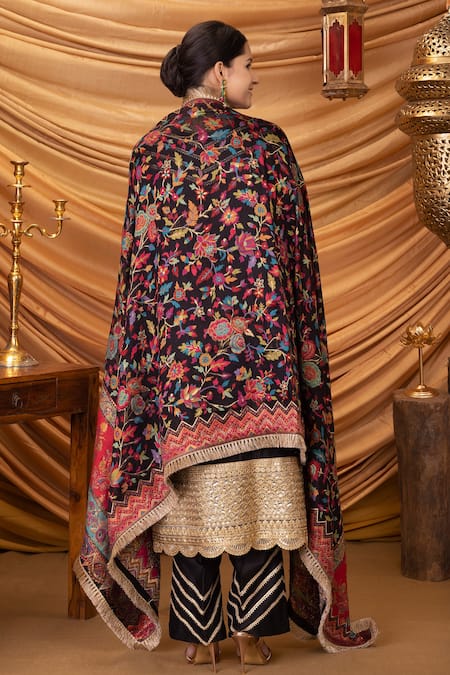 Shop Ruh Clothing Black Chanderi Dupatta Banarasi Handwoven Bipasha Kurta Set With Odhani at Aza Fashions Shop_Ruh Clothing_Black Chanderi Dupatta Banarasi Handwoven Bipasha Kurta Set With Odhani _at_Aza_Fashions