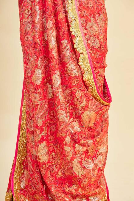 Pallavi Jaikishan_Red Chiffon Lurex Printed Saree_at_Aza_Fashions