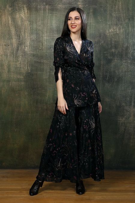 Buy Whimsical By Shica Black Organza, Satin Embroidery V-neck Ditsy Floral Print Top With Flared Pant Online at Aza Fashions Buy_Whimsical By Shica_Black Organza, Satin Embroidery V-neck Ditsy Floral Print Top With Flared Pant _Online_at_Aza_Fashions