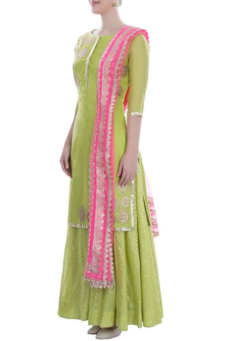 Buy Amrita Thakur Green Embellished Floral Boat Neck Kurta Set Online at Aza Fashions Buy_Amrita Thakur_Green Embellished Floral Boat Neck Kurta Set _Online_at_Aza_Fashions