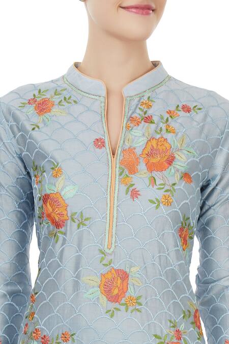 Aiman Blue Chanderi Floral, Resham Work V Neck Embroidered Kurta Set at Aza Fashions Aiman_Blue Chanderi Floral, Resham Work V Neck Embroidered Kurta Set_at_Aza_Fashions