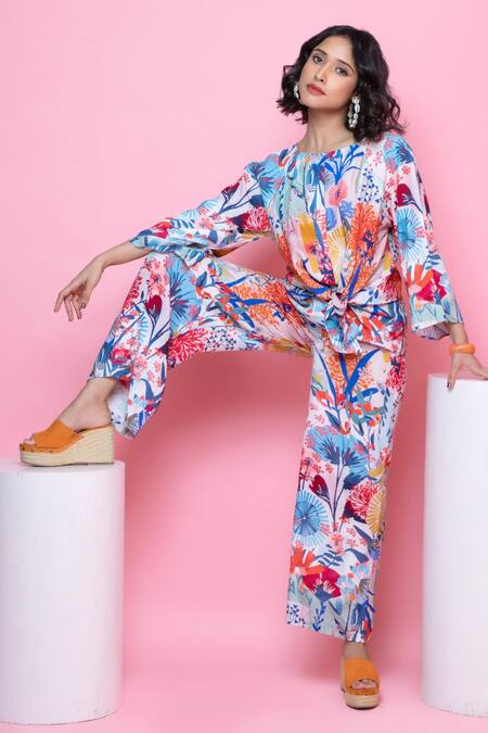 Buy_Rhe-Ana_Blue Rayon Embroidery Round Blooming Flower Print Knotted Top And Pant Co-ord Set 